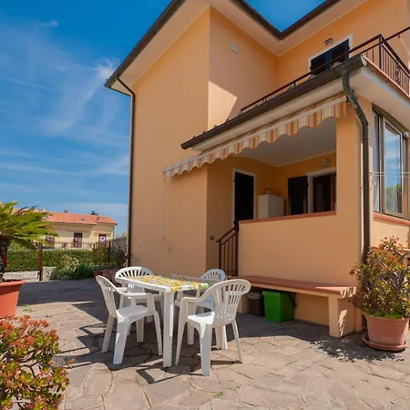 Trilocale Naldina A Appartamento *